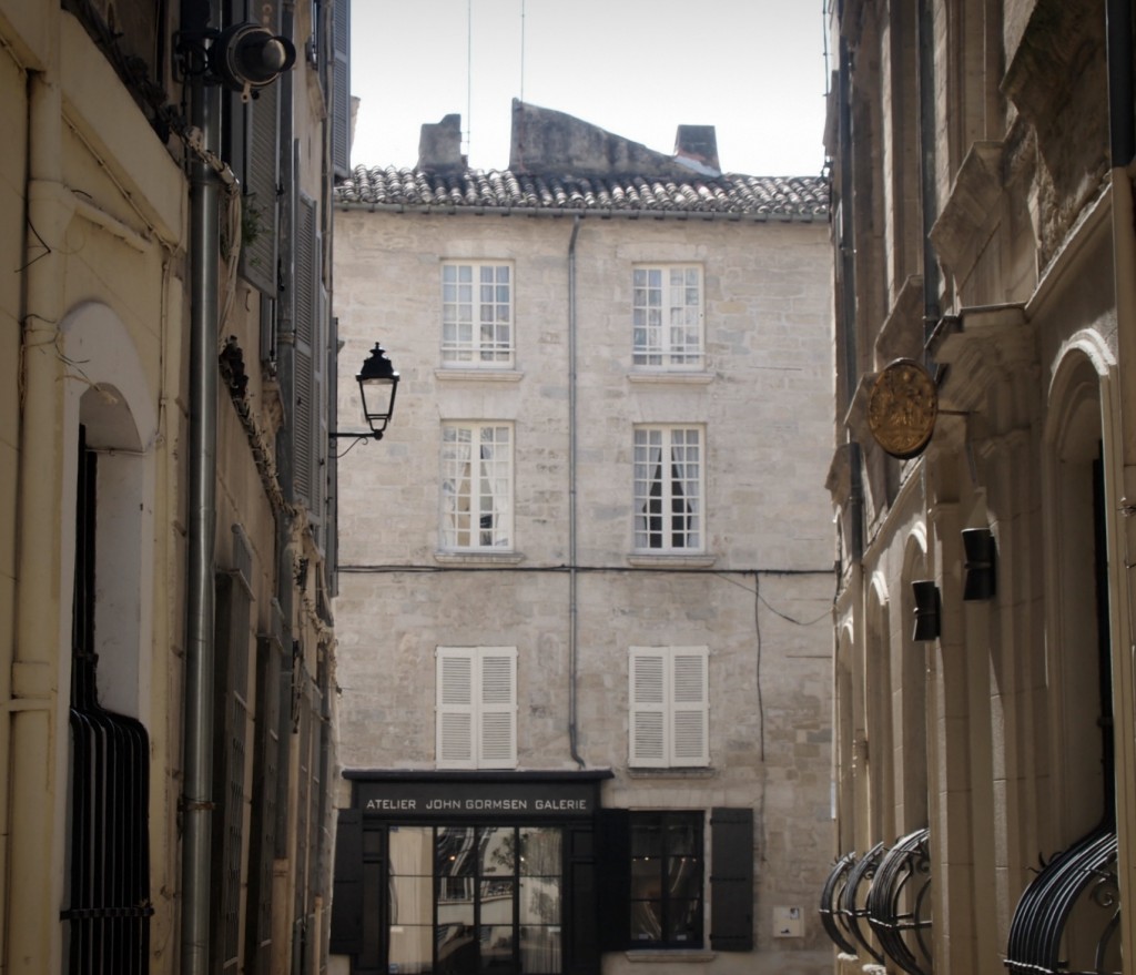Jolies façades d'Avignon blog lifestyle côte d'azur le mag à lire
